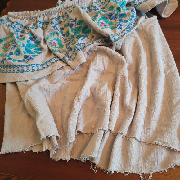 Soft Surroundings Peasant Blouse Embroidered Altered Blue Floral Medium - Picture 12 of 13